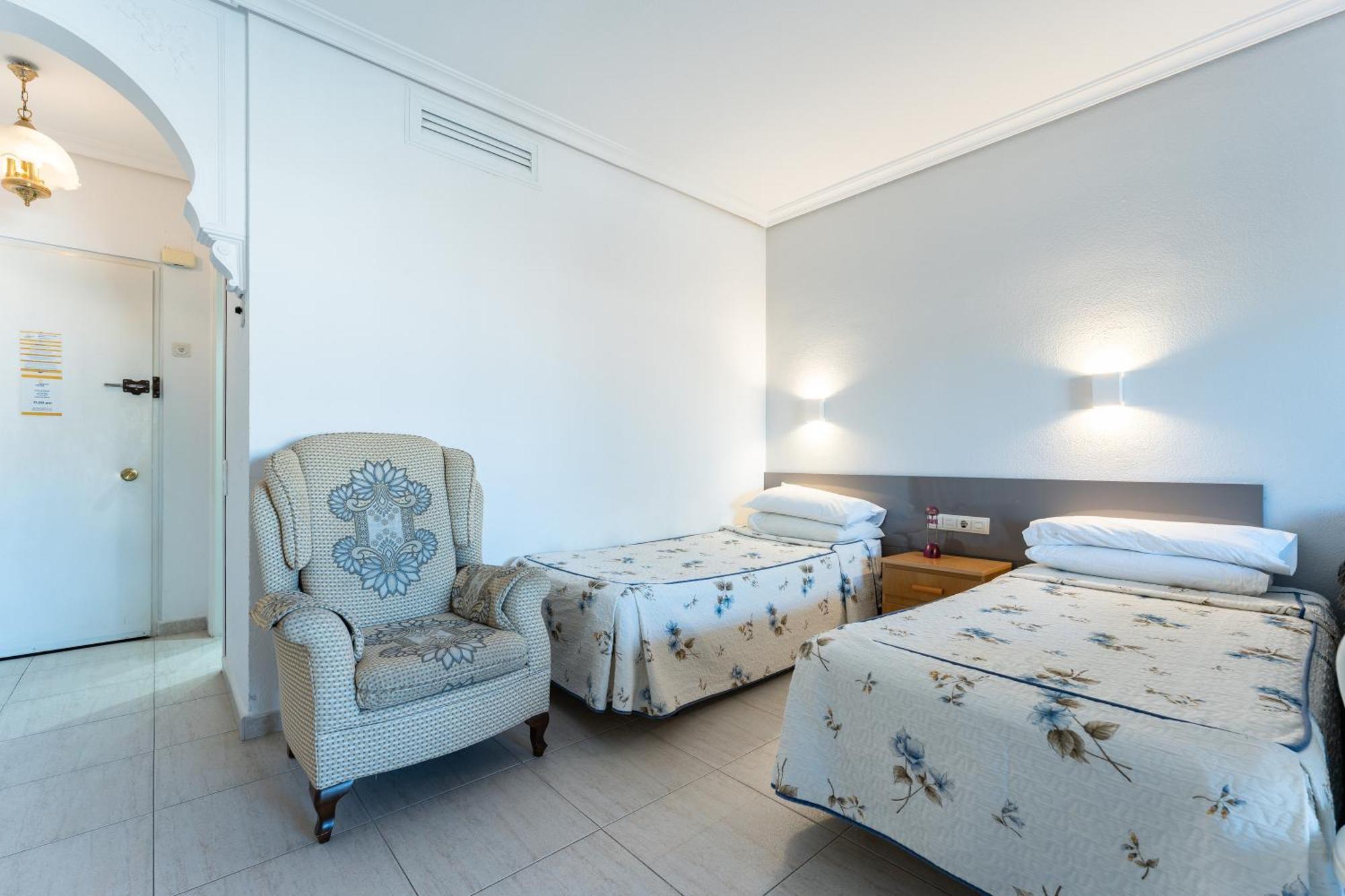 Pyr studio apt partial seaview Fuengirola Esterno foto