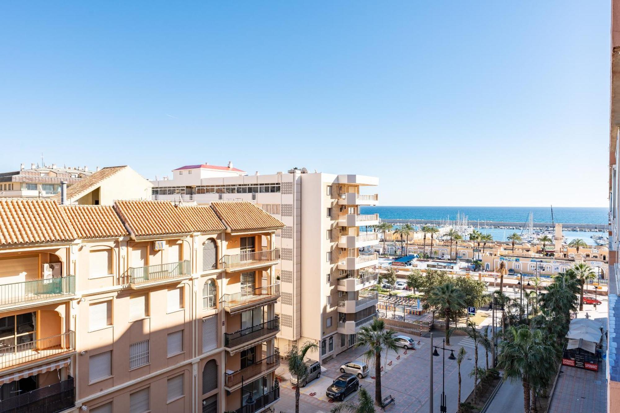 Pyr studio apt partial seaview Fuengirola Esterno foto