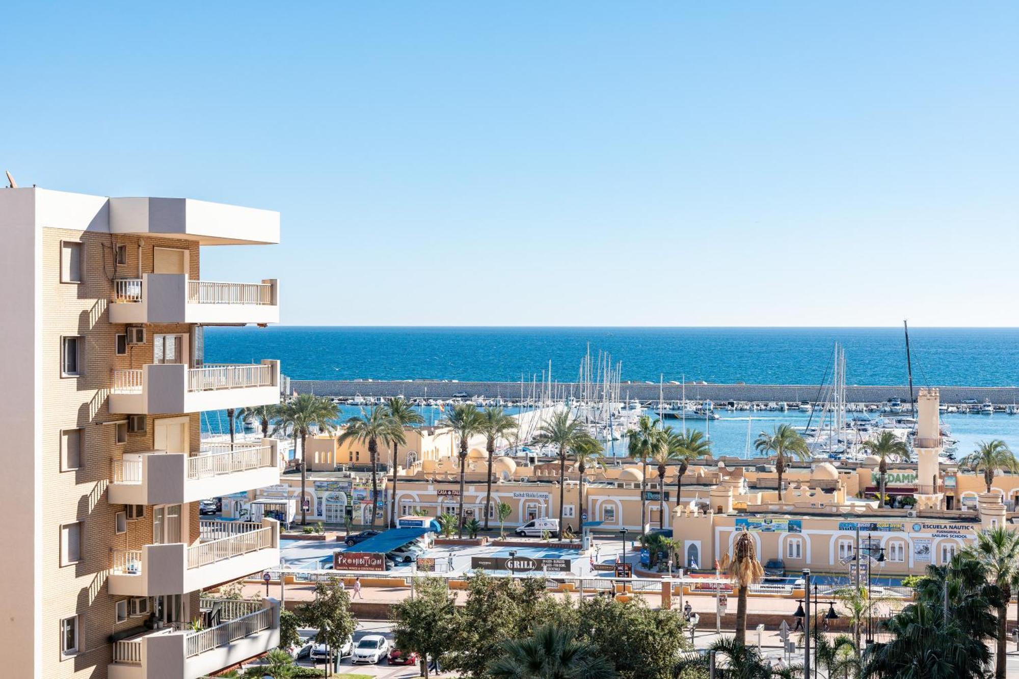 Pyr studio apt partial seaview Fuengirola Esterno foto